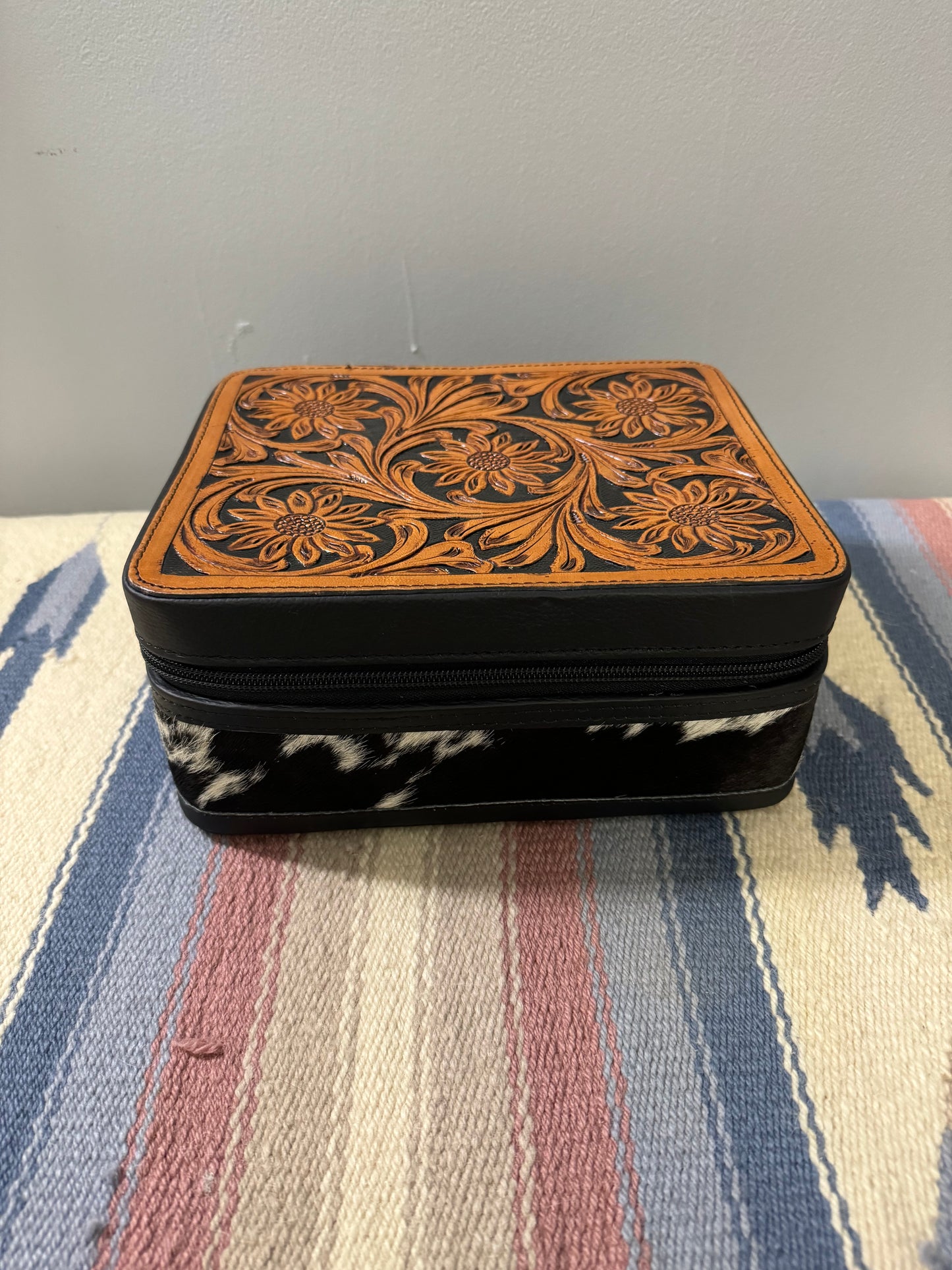 Jewelry case